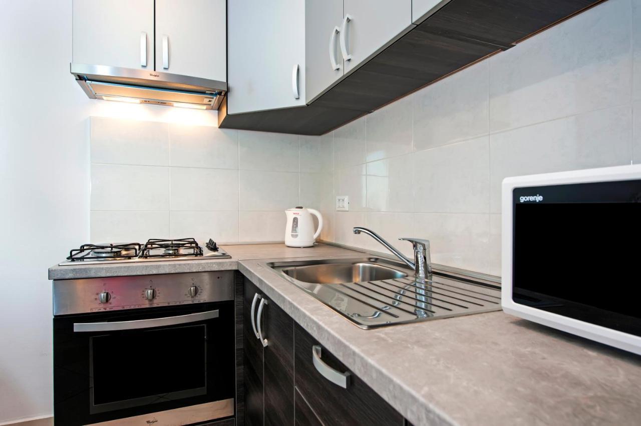 Apartments Centener โรวีน ภายนอก รูปภาพ